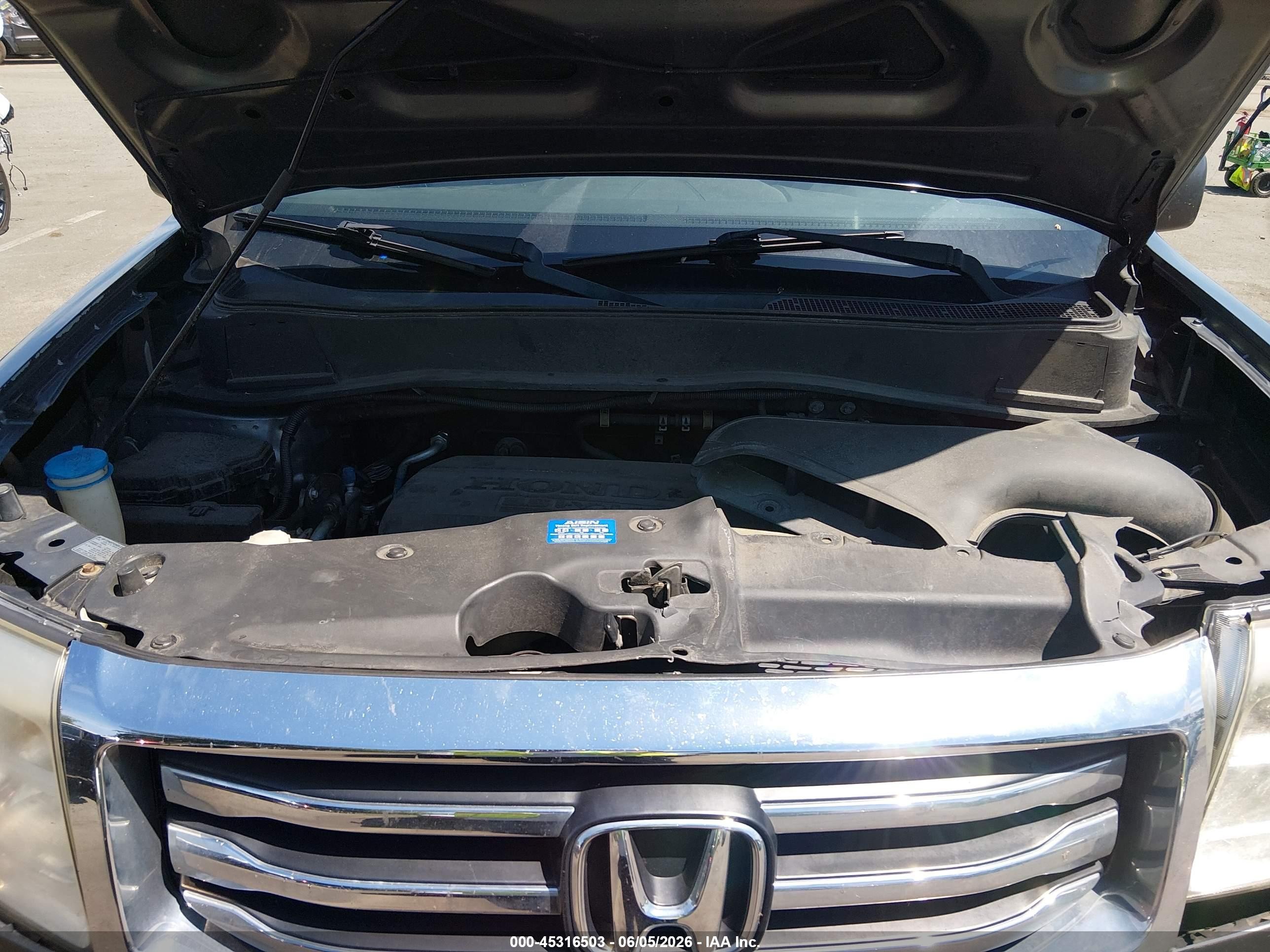 2012 Honda Pilot Lx Gray vin: 5FNYF4H22CB085900