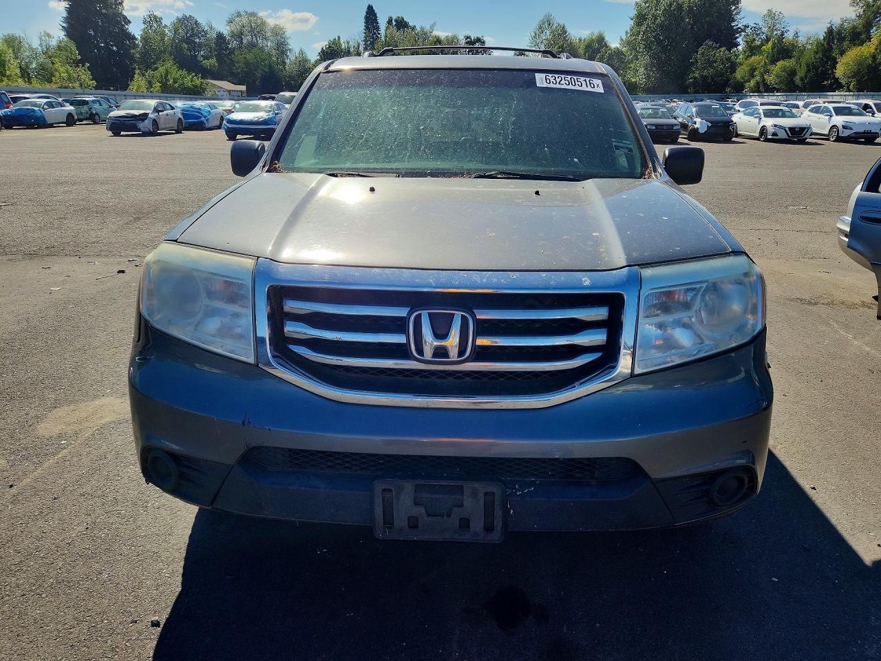 2013 Honda Pilot Lx Gray vin: 5FNYF4H22DB002452