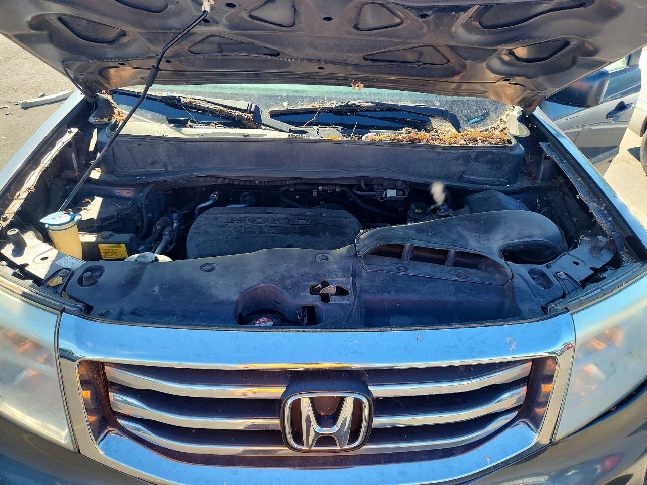 2013 Honda Pilot Lx Gray vin: 5FNYF4H22DB002452