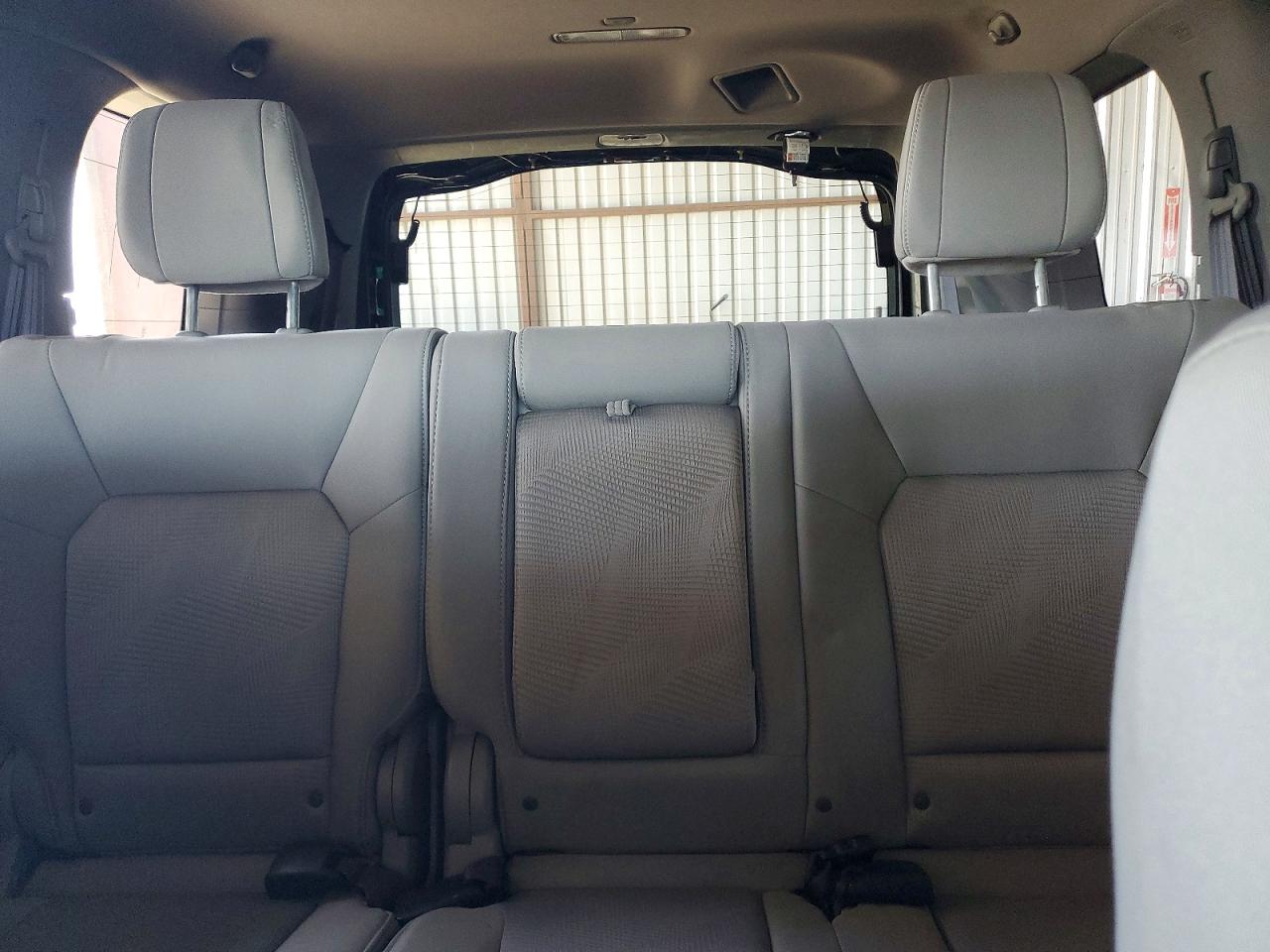 2013 Honda Pilot Lx Серый vin: 5FNYF4H22DB025486