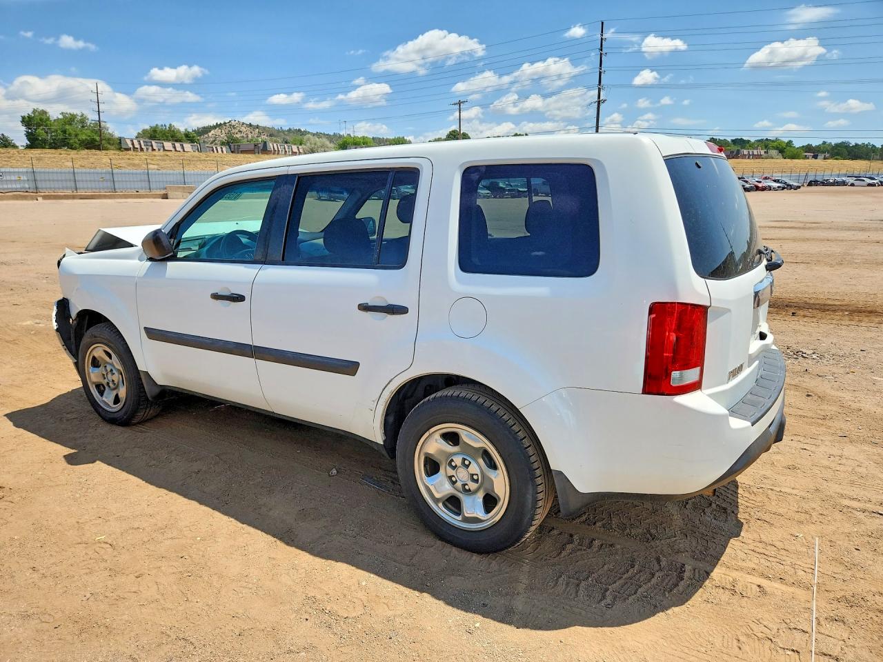 2015 Honda Pilot Lx Белый vin: 5FNYF4H22FB008142
