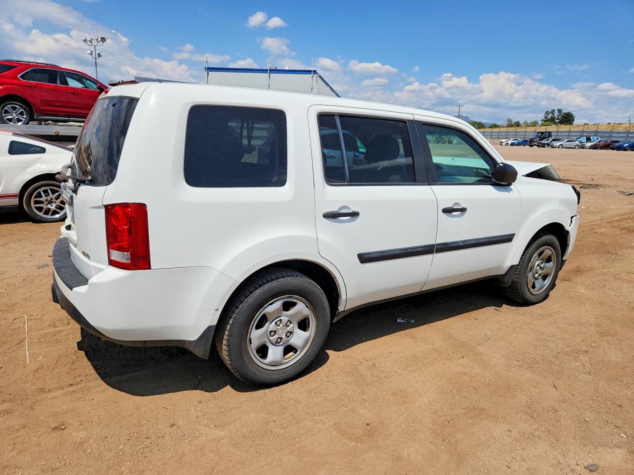2015 Honda Pilot Lx Белый vin: 5FNYF4H22FB008142