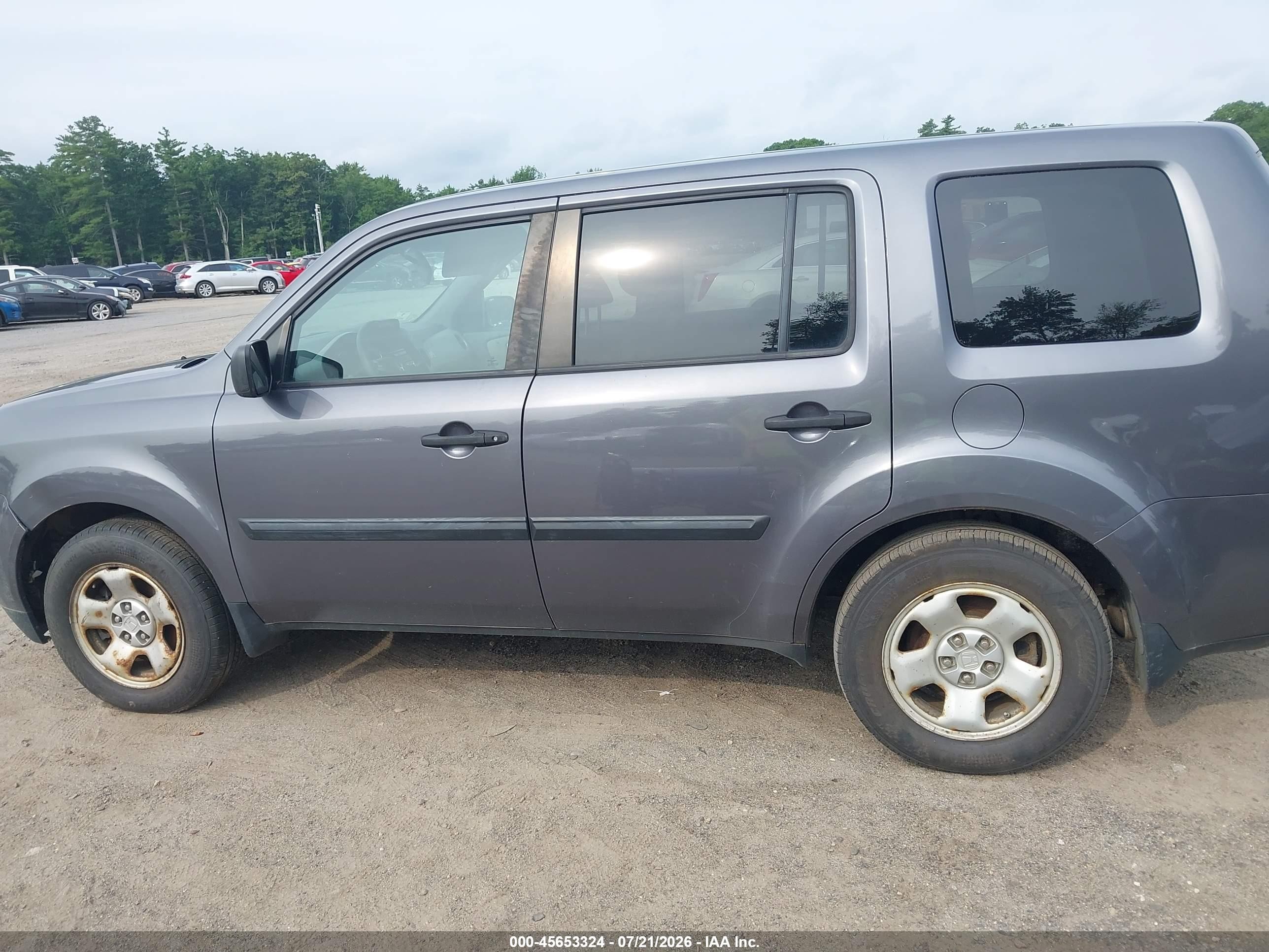 2015 Honda Pilot Lx Gray vin: 5FNYF4H22FB030996