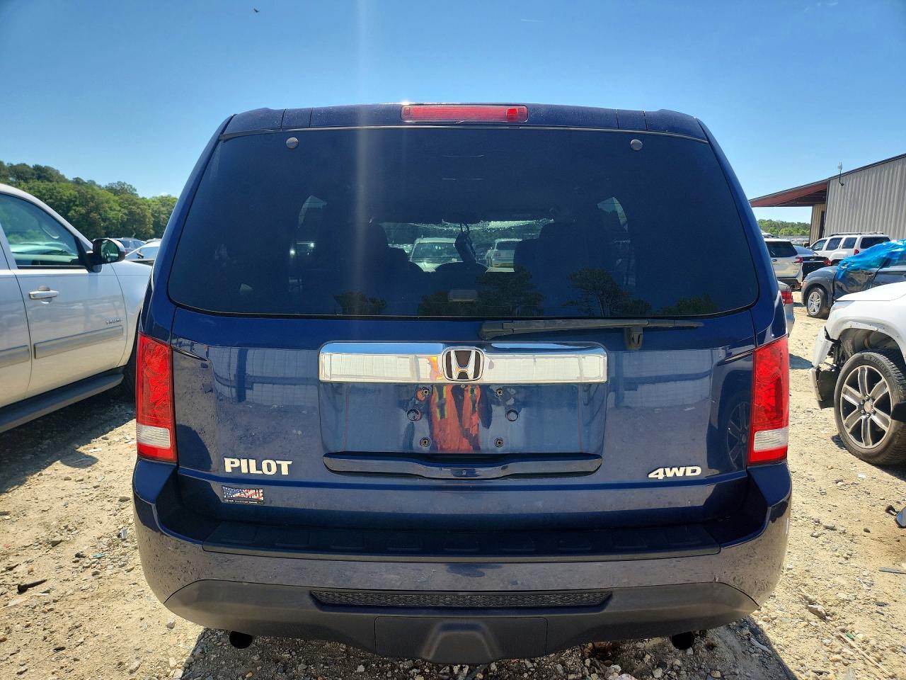 2015 Honda Pilot Lx Blue vin: 5FNYF4H22FB040119