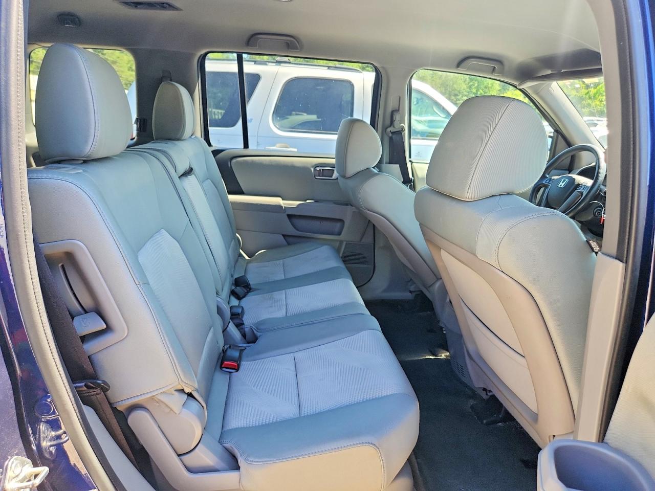 2015 Honda Pilot Lx Blue vin: 5FNYF4H22FB040119