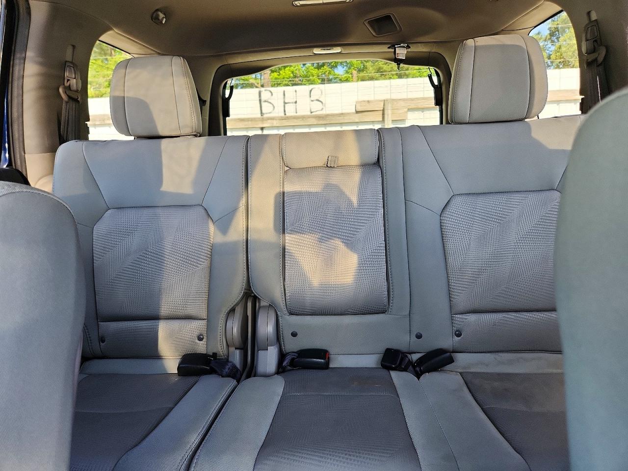 2015 Honda Pilot Lx Blue vin: 5FNYF4H22FB040119