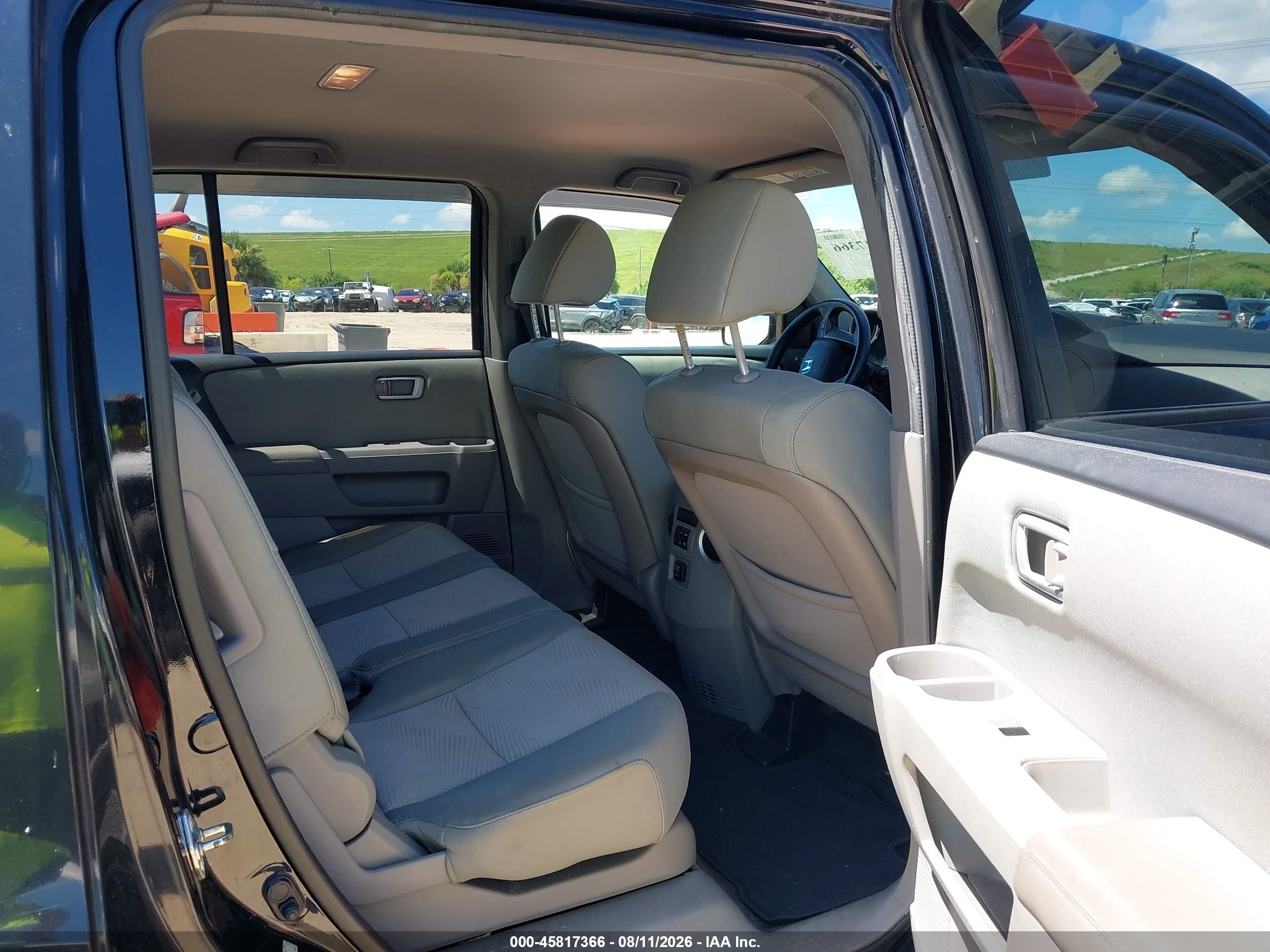 2015 Honda Pilot Lx Black vin: 5FNYF4H22FB075369