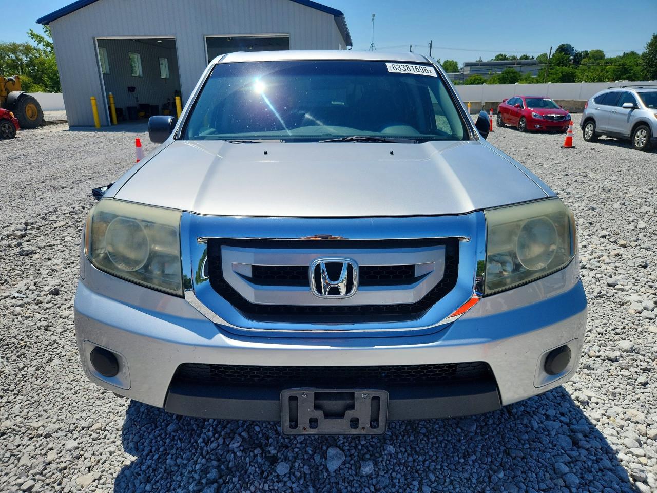 2010 Honda Pilot Lx Silver vin: 5FNYF4H23AB015528