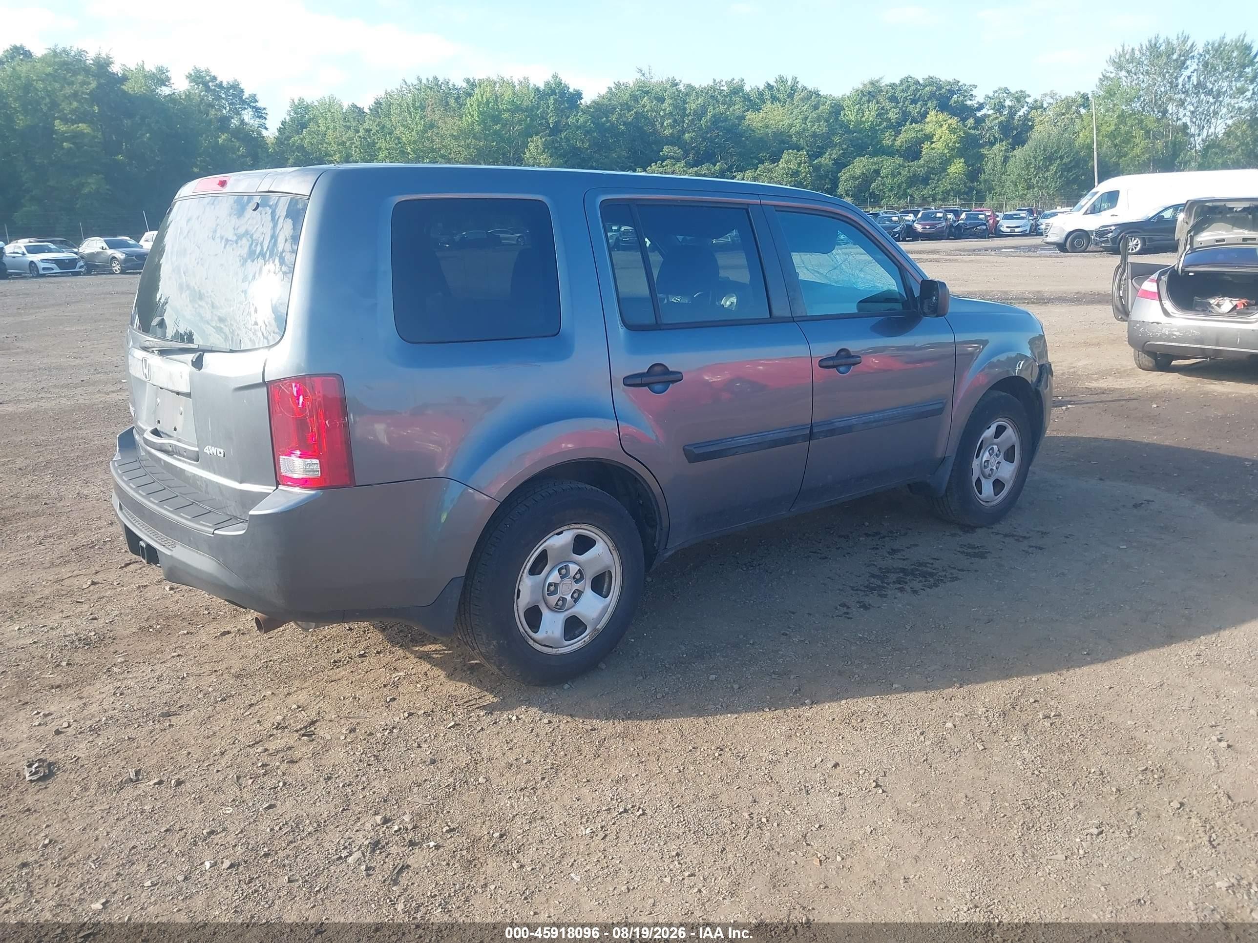 2013 Honda Pilot Lx Gray vin: 5FNYF4H23DB014349