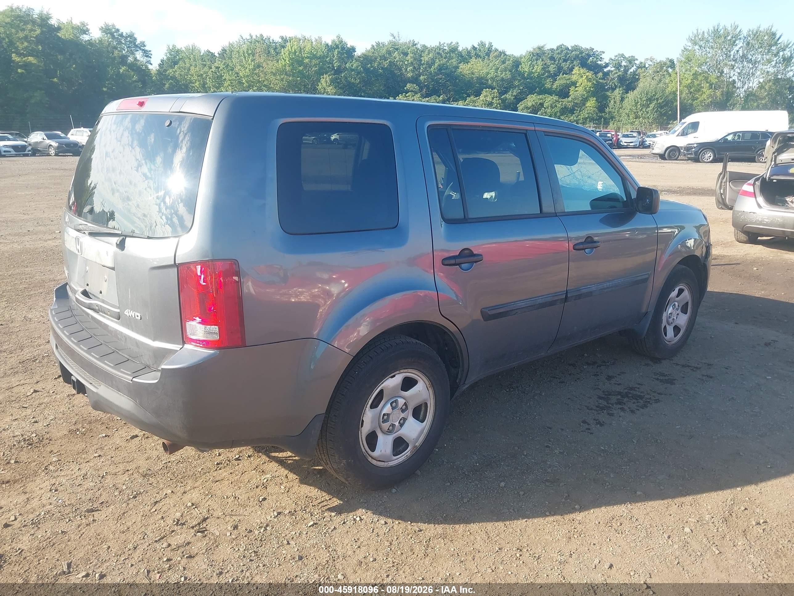 2013 Honda Pilot Lx Gray vin: 5FNYF4H23DB014349
