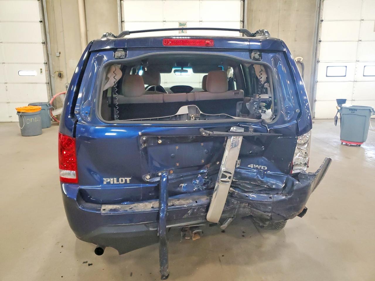 2015 Honda Pilot Lx Blue vin: 5FNYF4H23FB038847