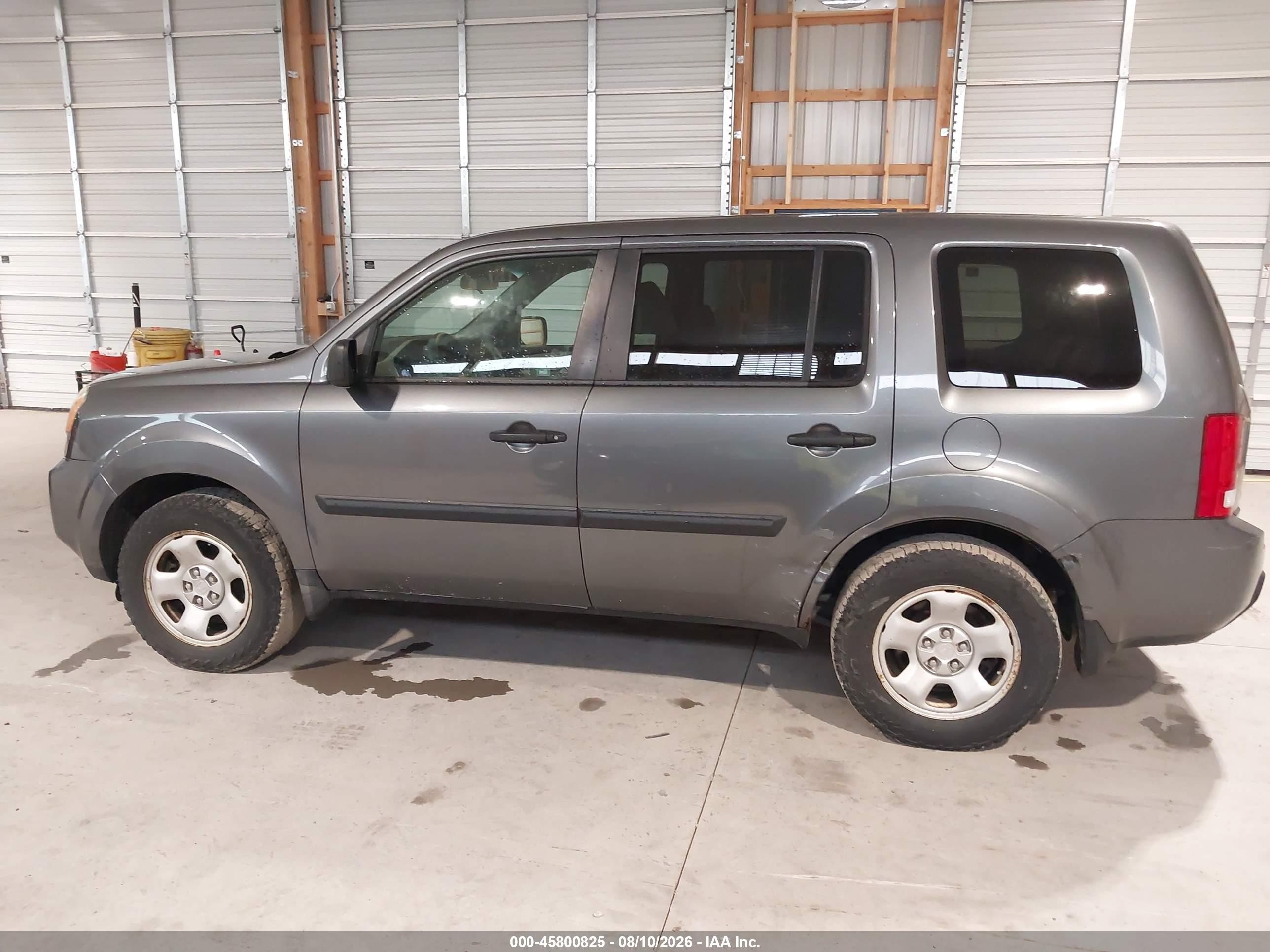 2010 Honda Pilot Lx Gray vin: 5FNYF4H24AB003954