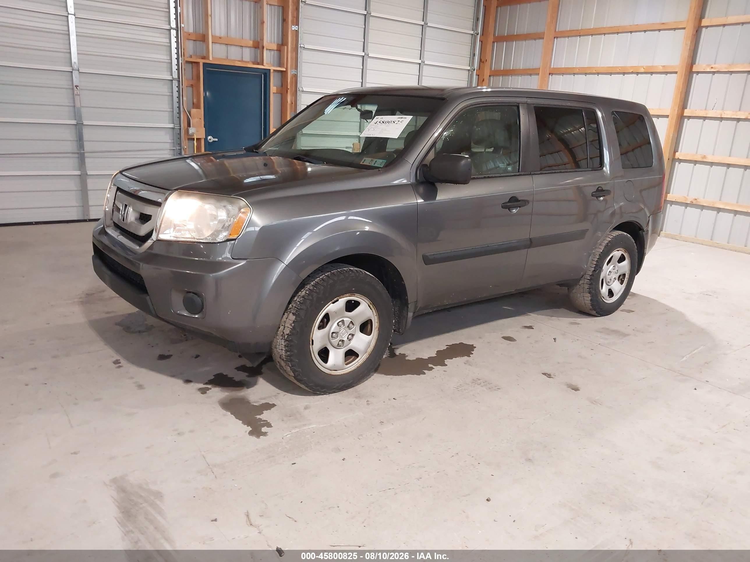 2010 Honda Pilot Lx Gray vin: 5FNYF4H24AB003954