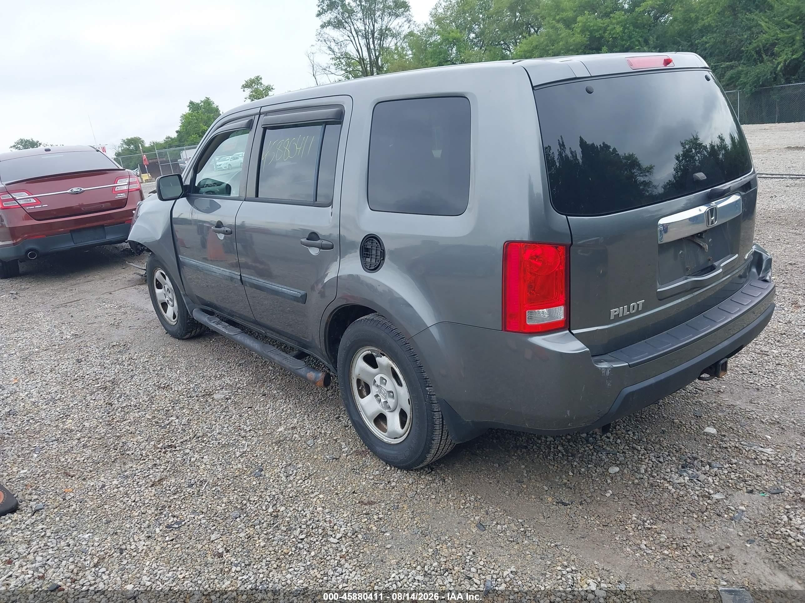 2011 Honda Pilot Lx Gray vin: 5FNYF4H24BB055991