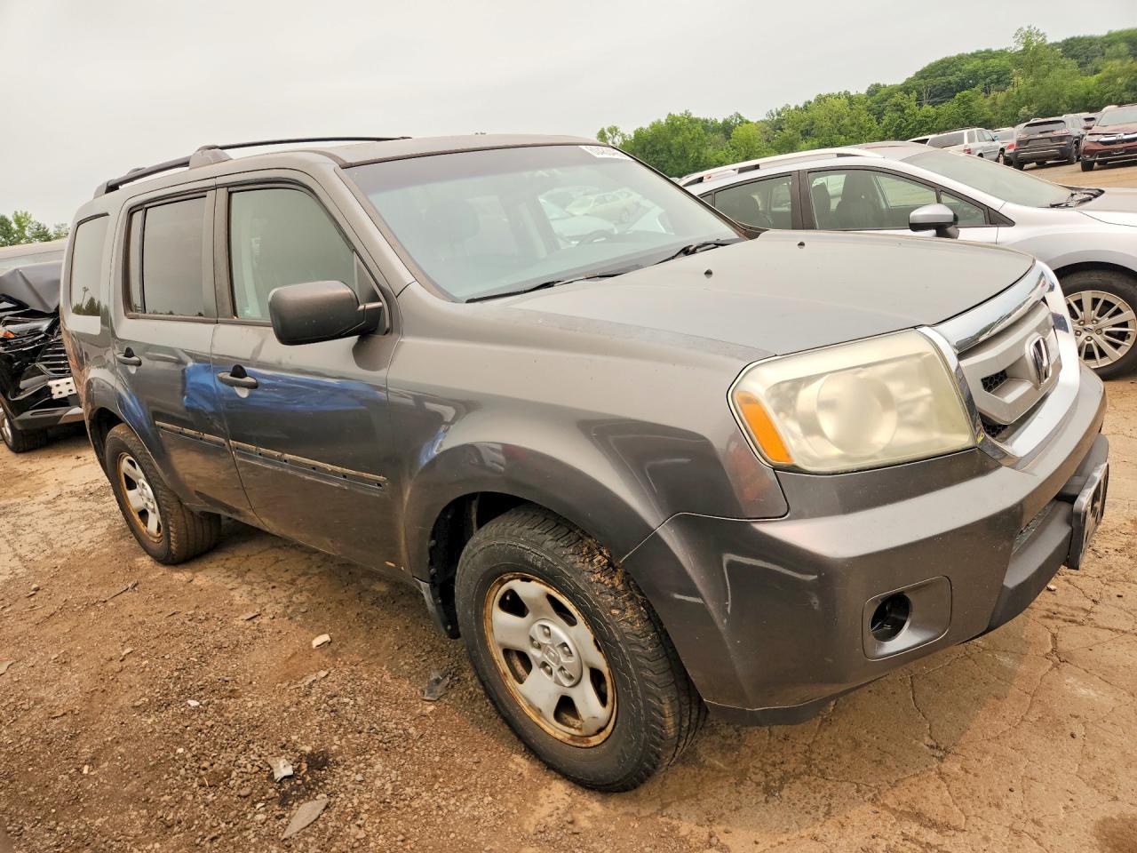 2011 Honda Pilot Lx Gray vin: 5FNYF4H24BB088439