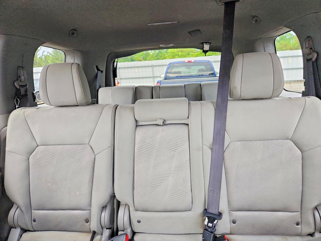2012 Honda Pilot Lx Black vin: 5FNYF4H24CB003939