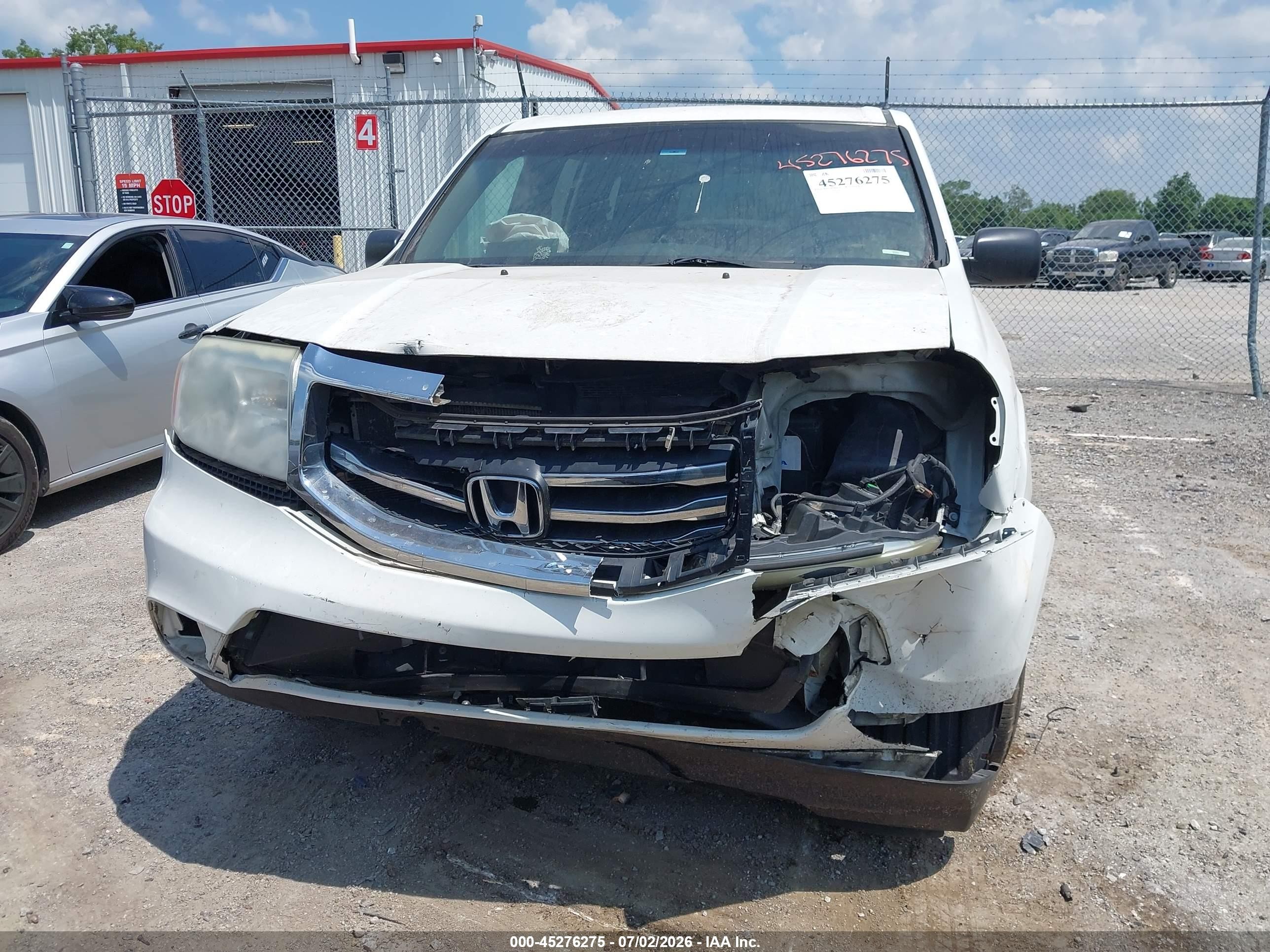 2012 Honda Pilot Lx White vin: 5FNYF4H24CB005206