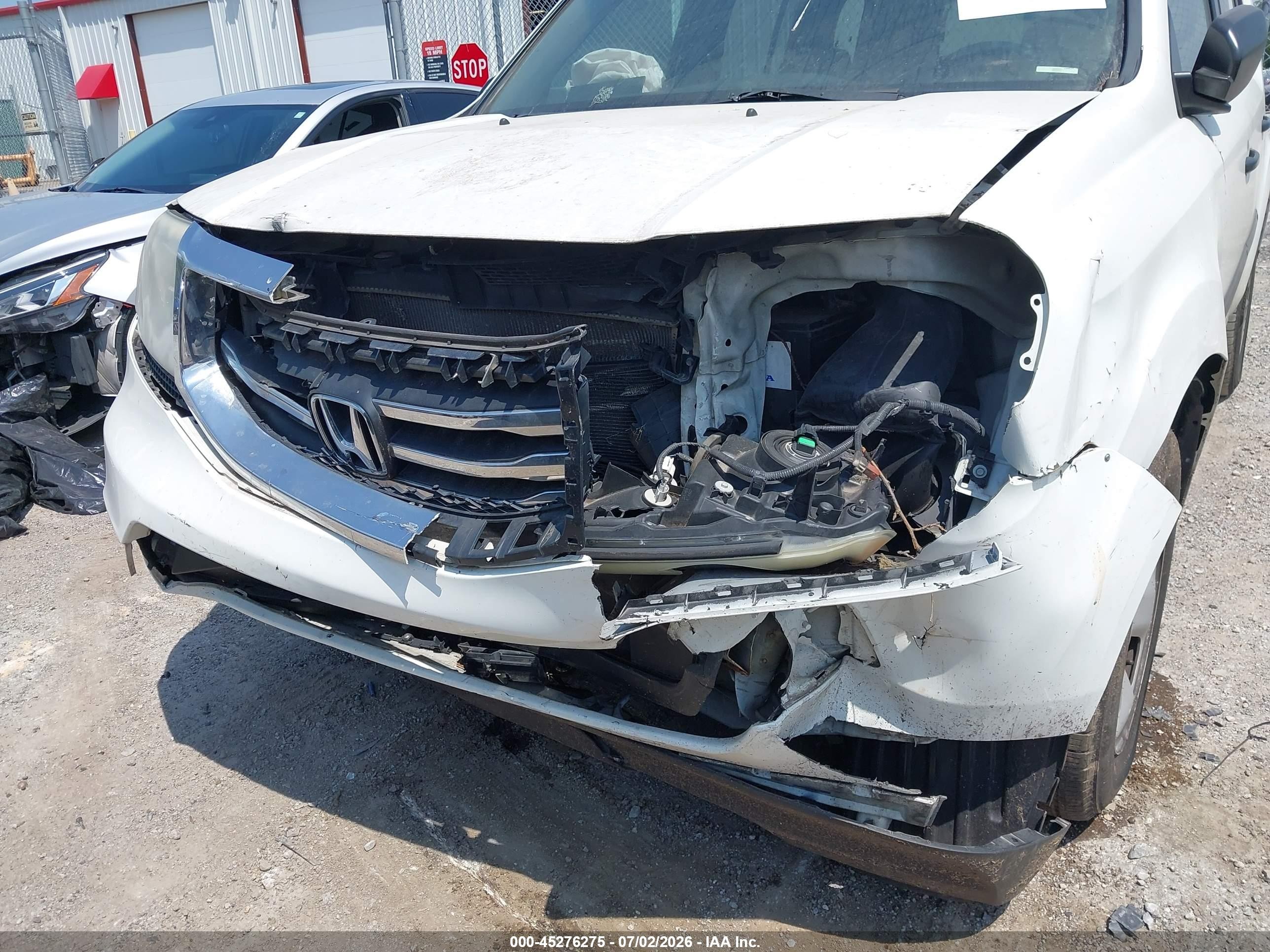 2012 Honda Pilot Lx White vin: 5FNYF4H24CB005206