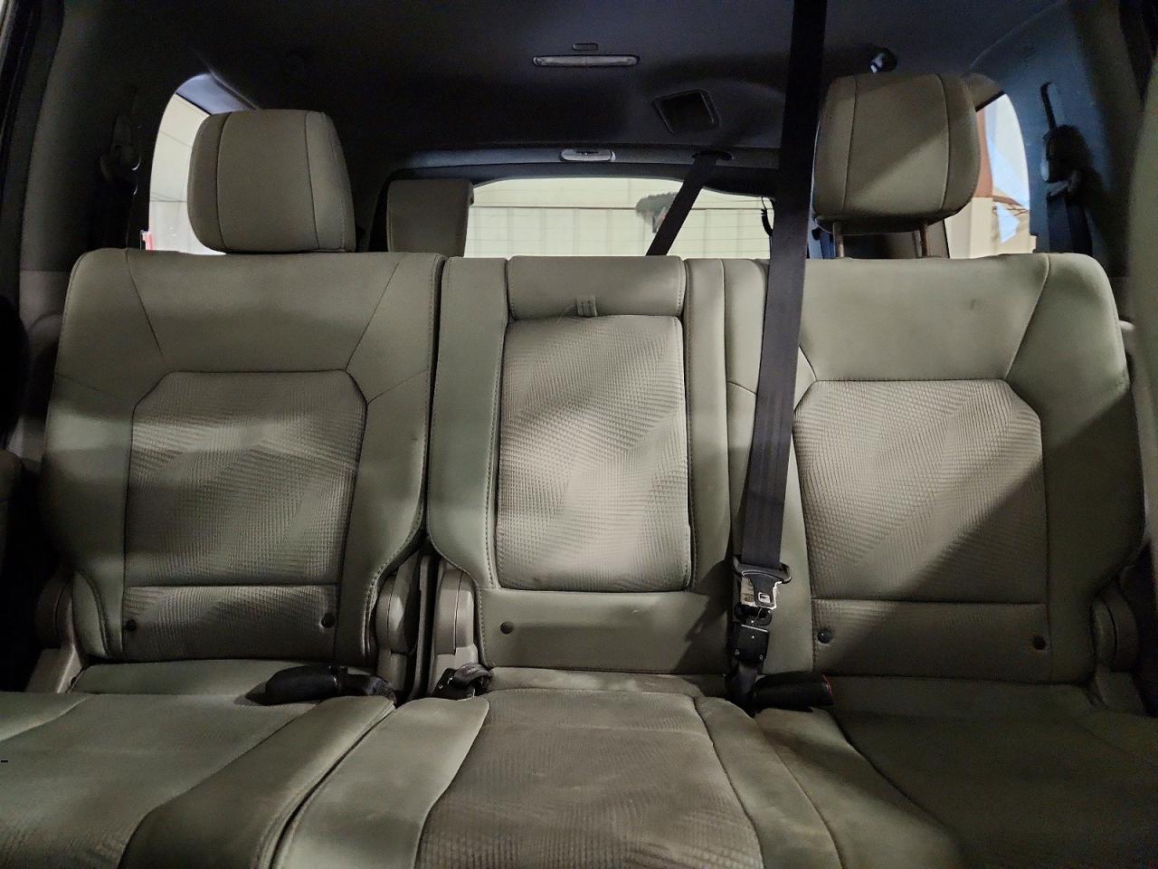 2014 Honda Pilot Lx Gray vin: 5FNYF4H24EB018671