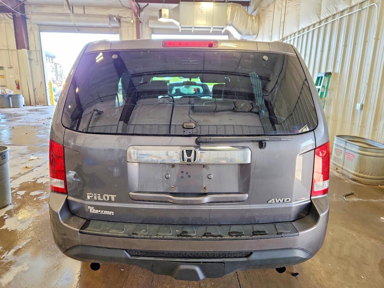2015 Honda Pilot Lx Gray vin: 5FNYF4H24FB016596