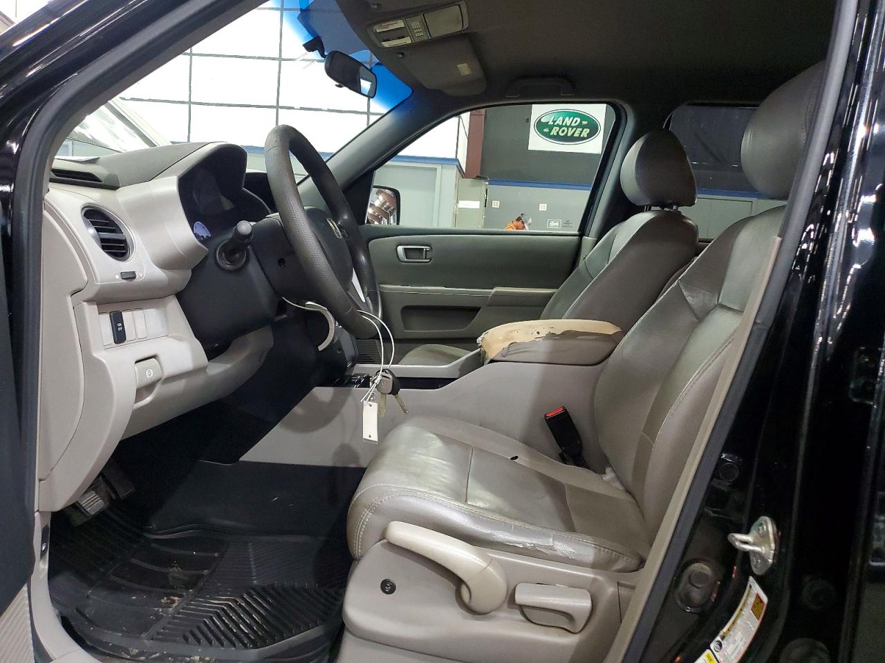 2011 Honda Pilot Lx Black vin: 5FNYF4H25BB014446