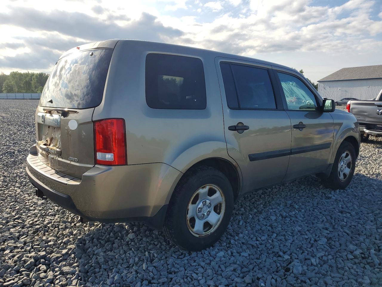 2011 Honda Pilot Lx Tan vin: 5FNYF4H25BB047950