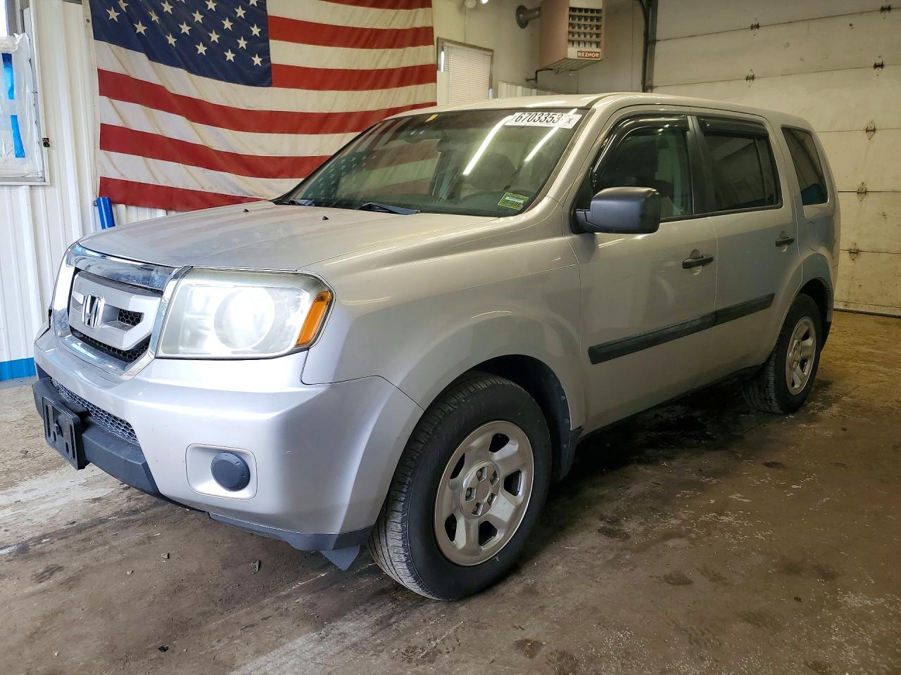 2011 Honda Pilot Lx Серебряный vin: 5FNYF4H25BB068930