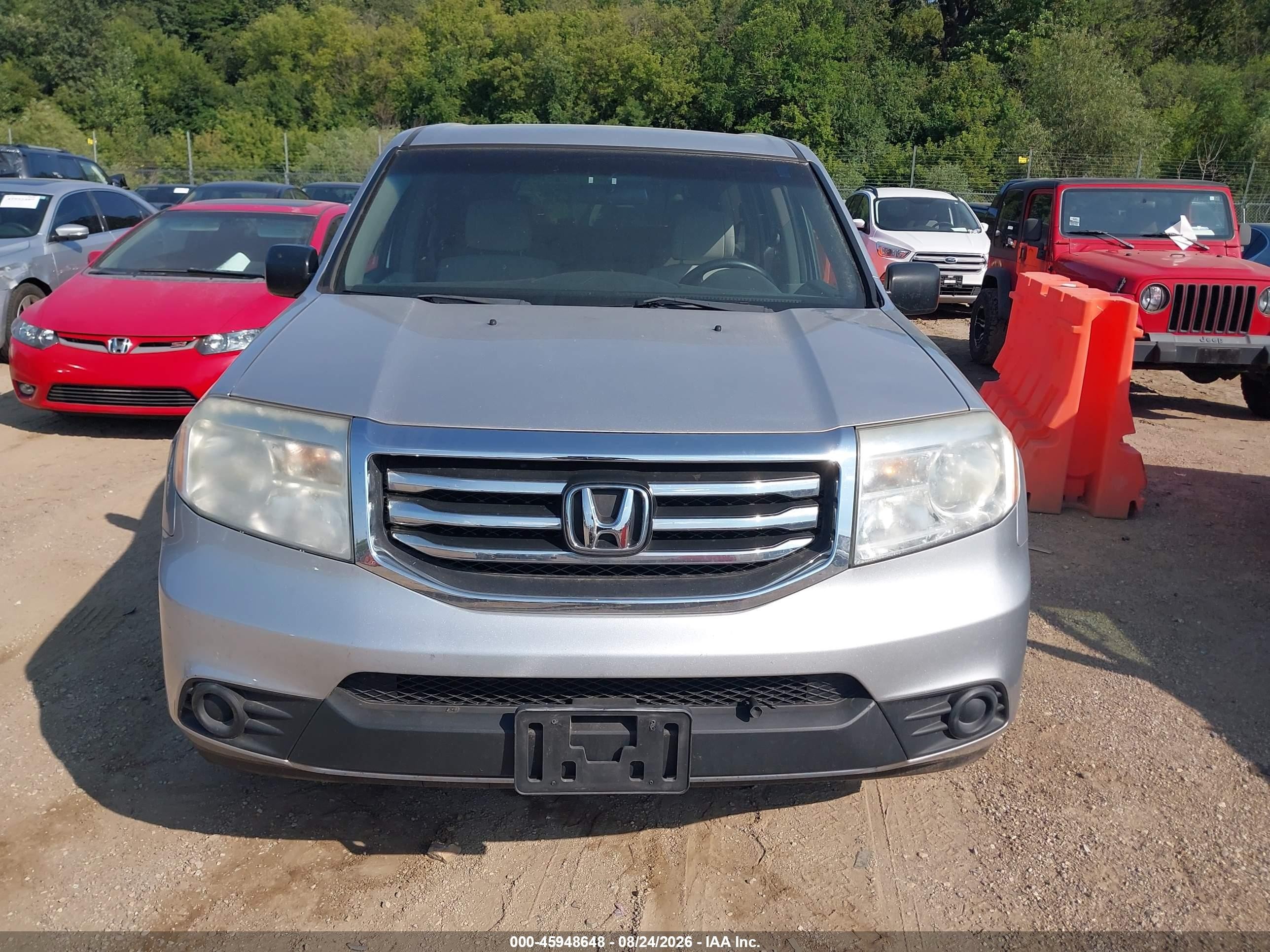 2012 Honda Pilot Lx Silver vin: 5FNYF4H25CB012875