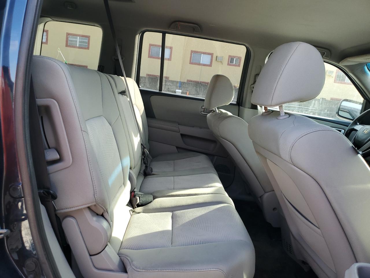 2012 Honda Pilot Lx Charcoal vin: 5FNYF4H25CB035265