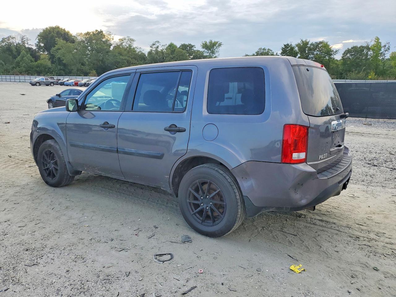 2014 Honda Pilot Lx Gray vin: 5FNYF4H25EB018663