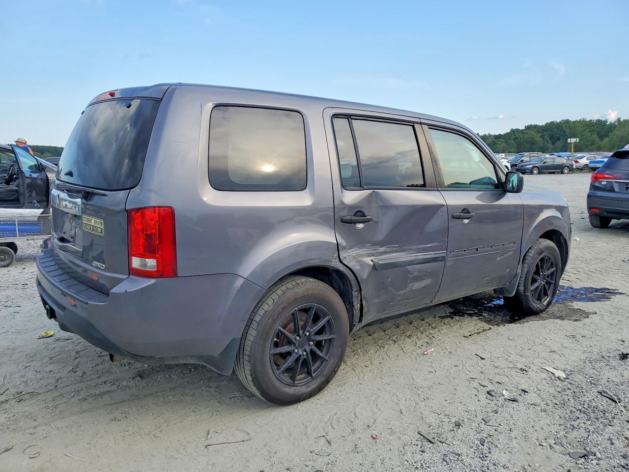2014 Honda Pilot Lx Gray vin: 5FNYF4H25EB018663