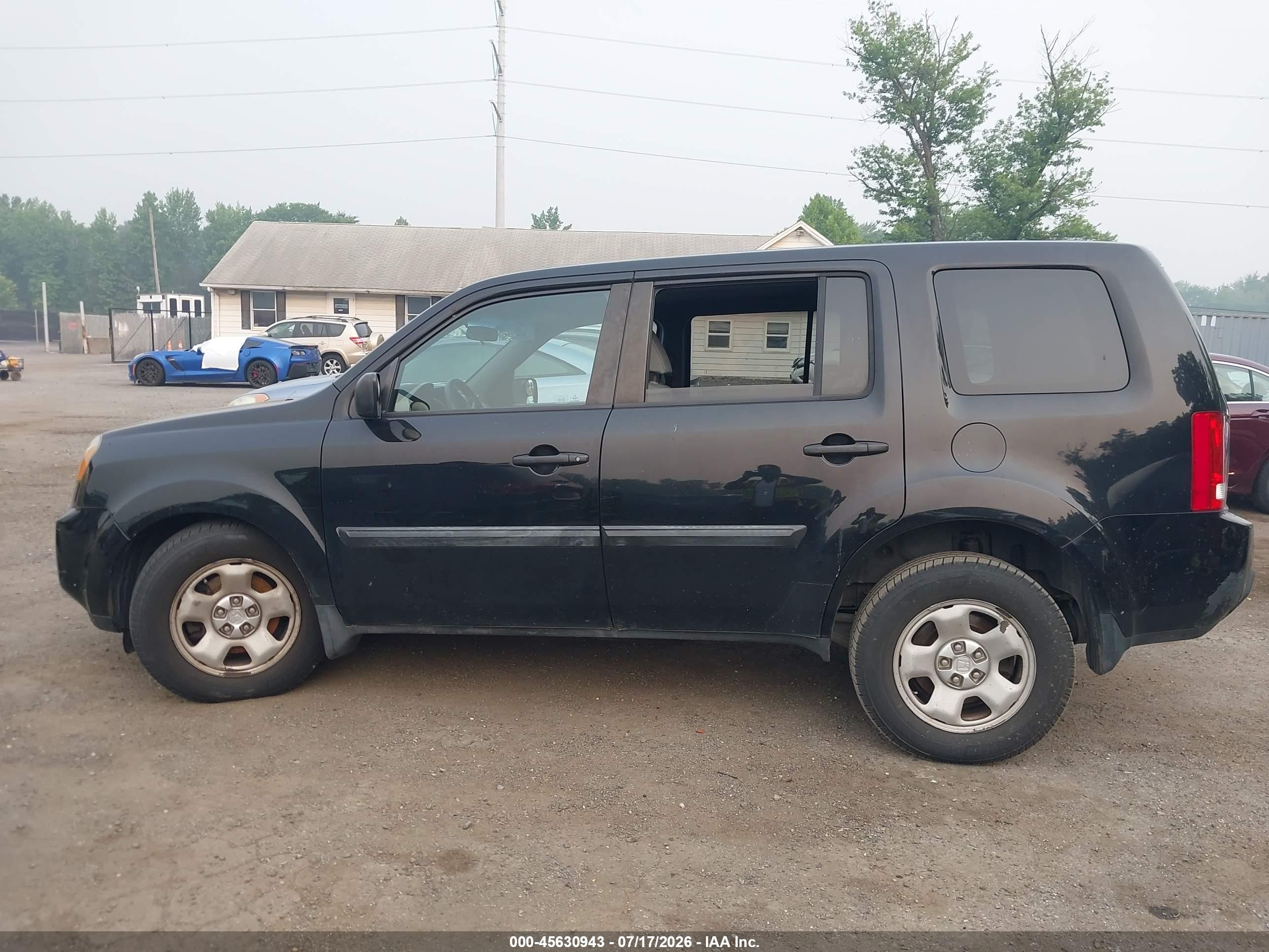 2011 Honda Pilot Lx Черный vin: 5FNYF4H26BB037024