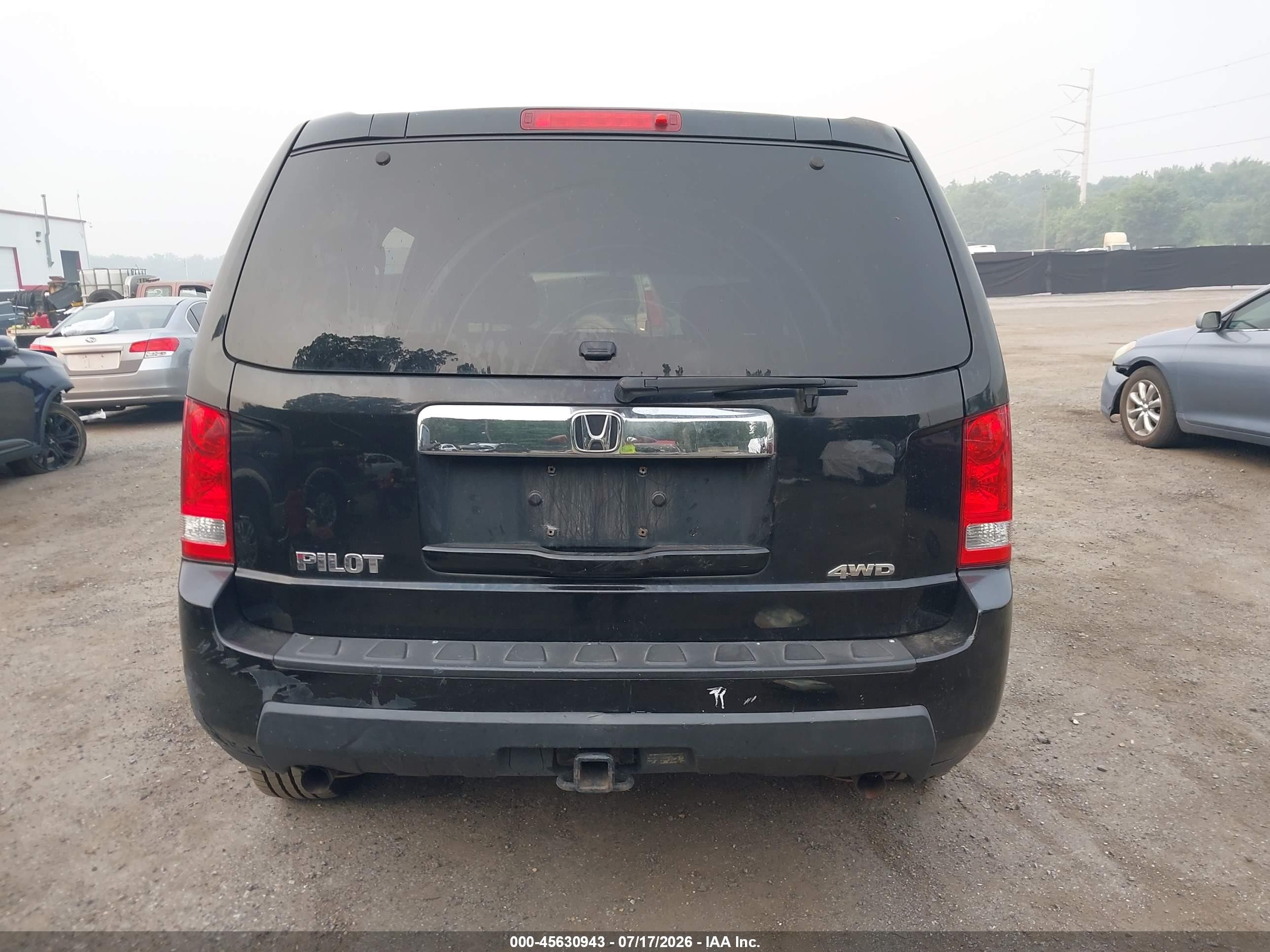 2011 Honda Pilot Lx Черный vin: 5FNYF4H26BB037024