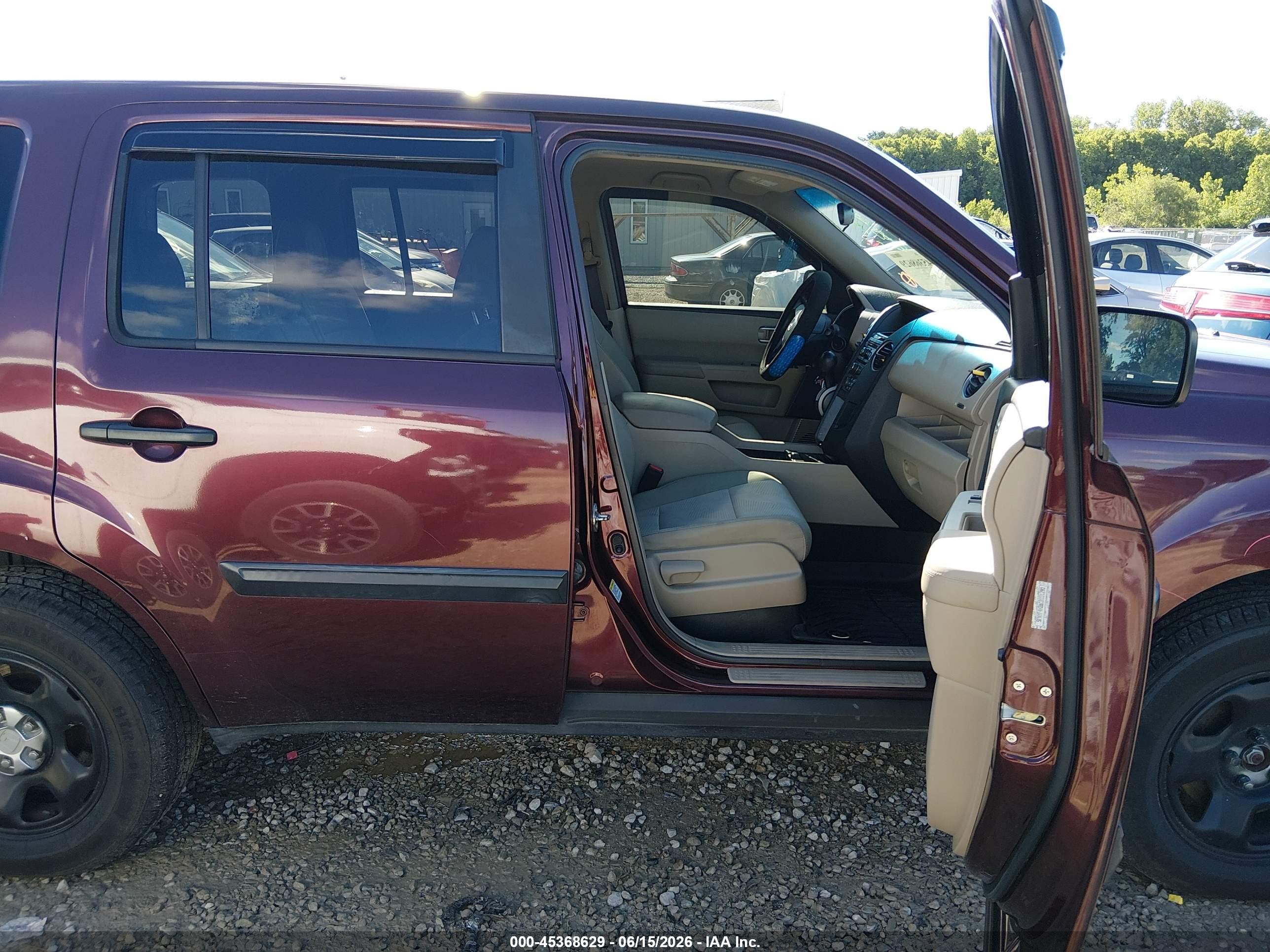 2012 Honda Pilot Lx Бордовый vin: 5FNYF4H26CB031290