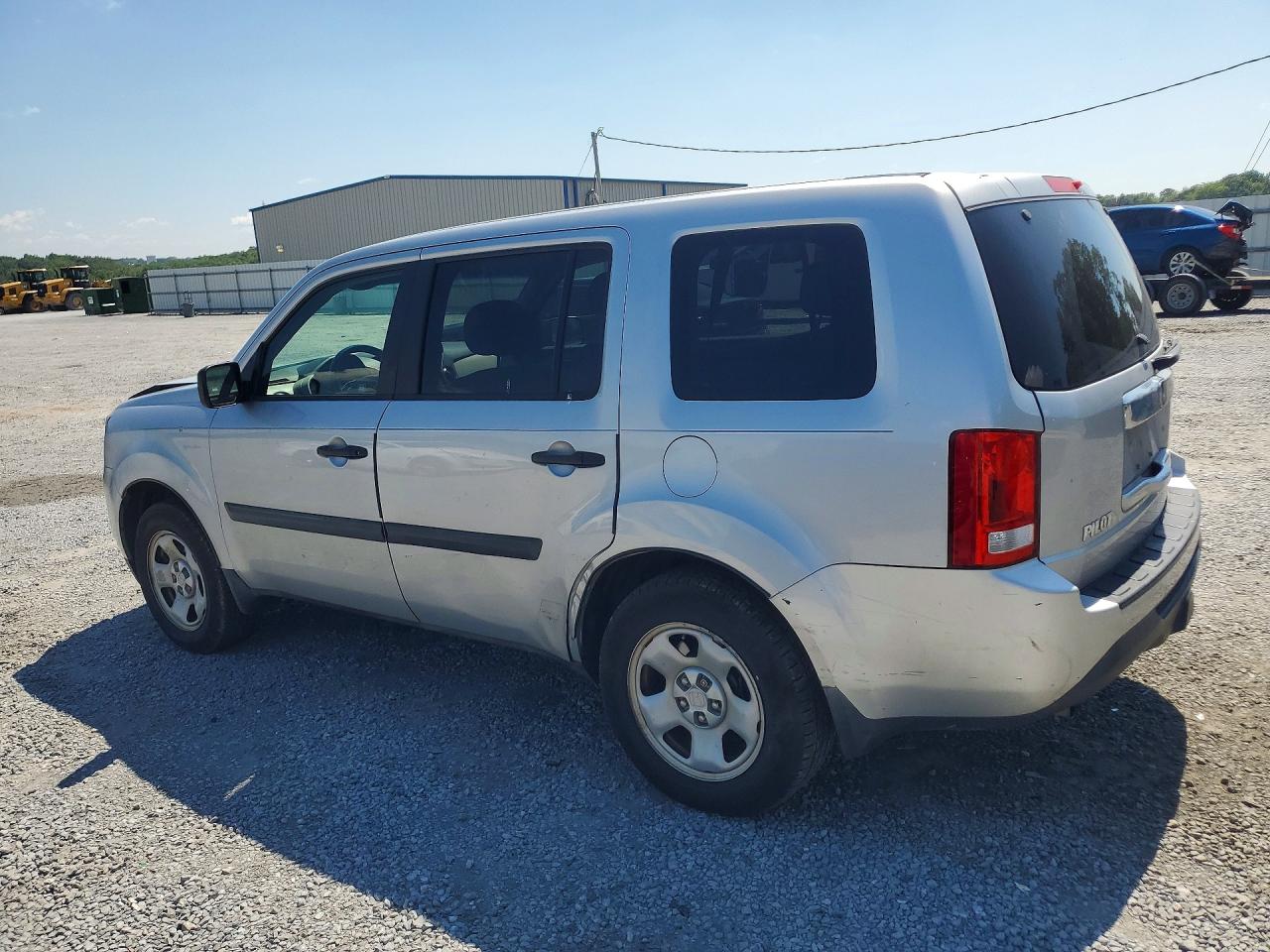 2012 Honda Pilot Lx Silver vin: 5FNYF4H26CB052365