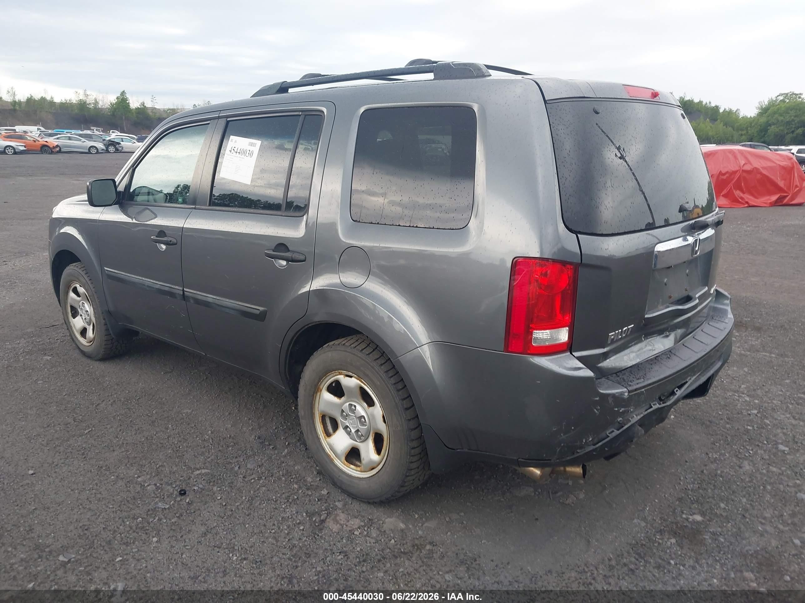 2012 Honda Pilot Lx Gray vin: 5FNYF4H26CB085771