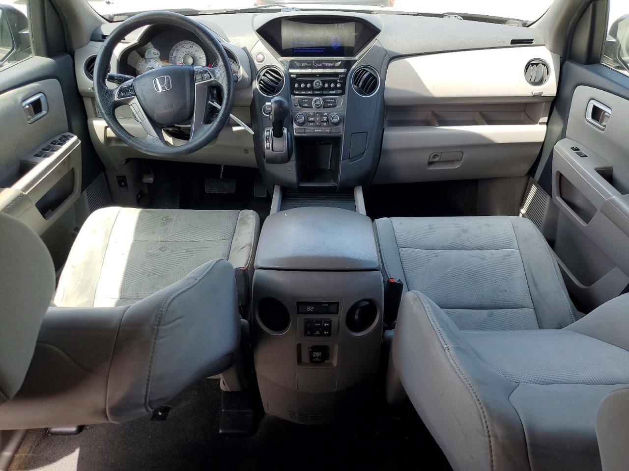 2013 Honda Pilot Lx Серый vin: 5FNYF4H26DB041187