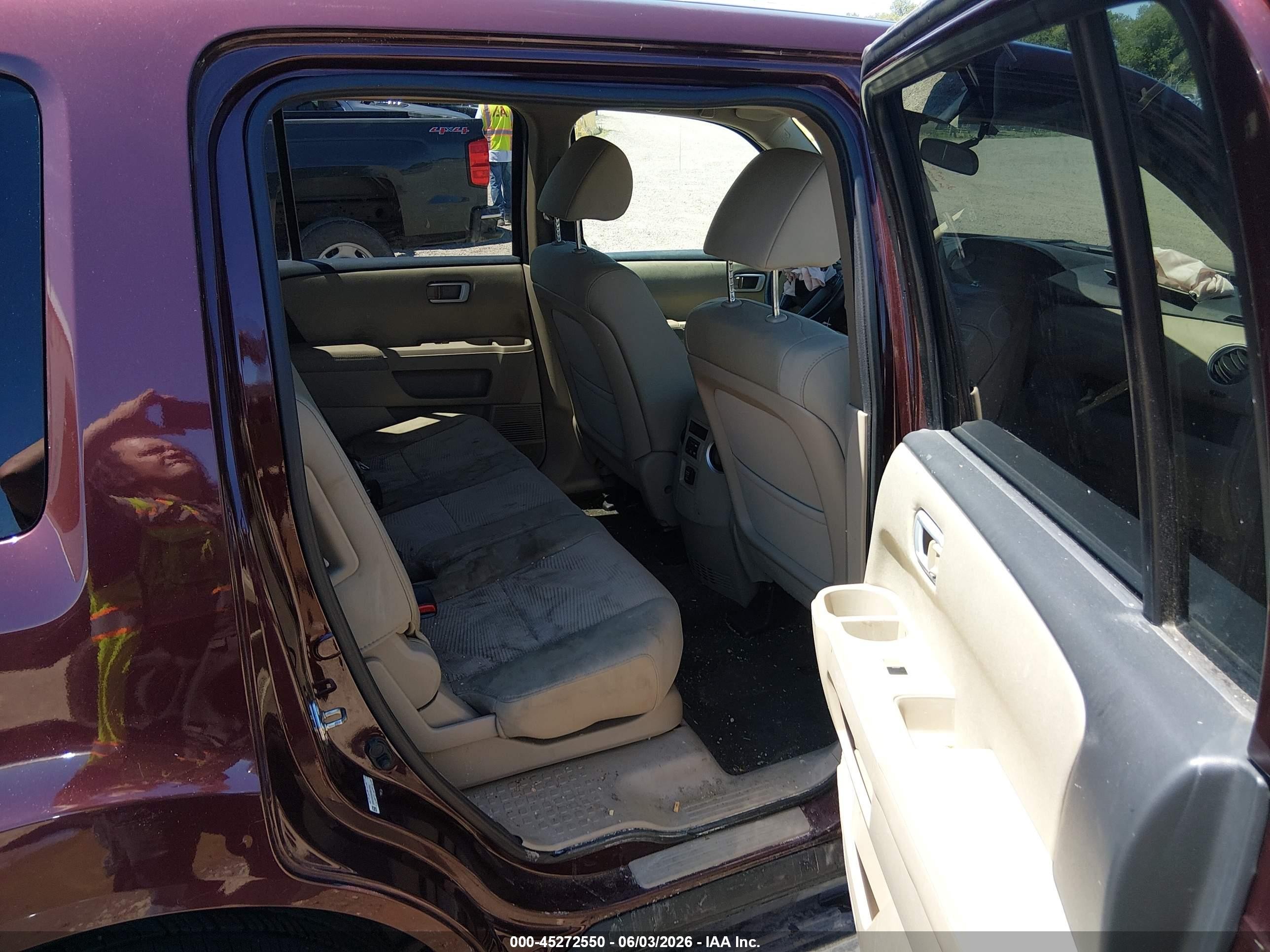 2014 Honda Pilot Lx Темно-бордовый vin: 5FNYF4H26EB047055
