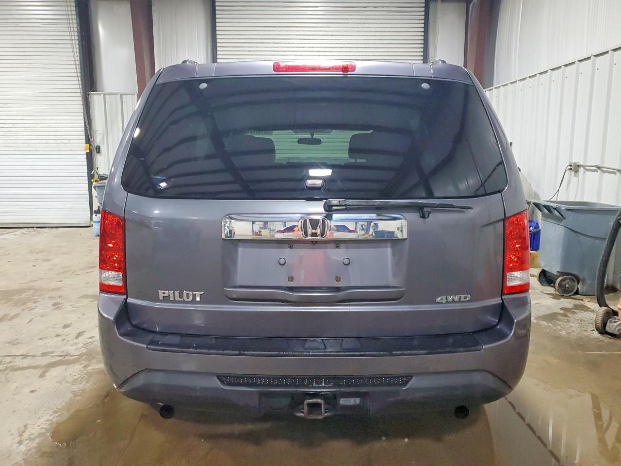 2015 Honda Pilot Lx Charcoal vin: 5FNYF4H26FB076024