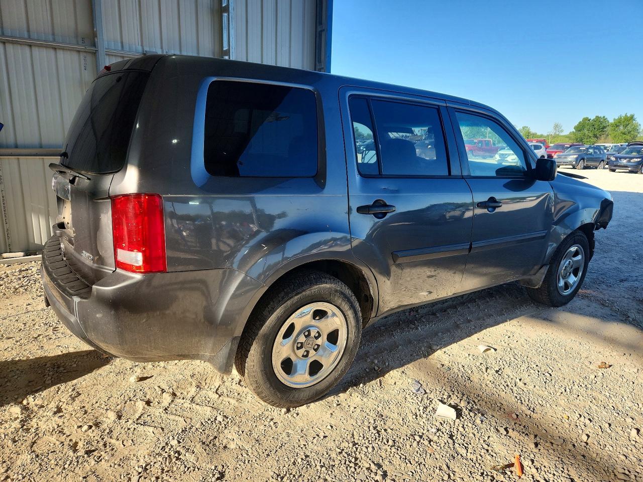 2011 Honda Pilot Lx Charcoal vin: 5FNYF4H27BB003271