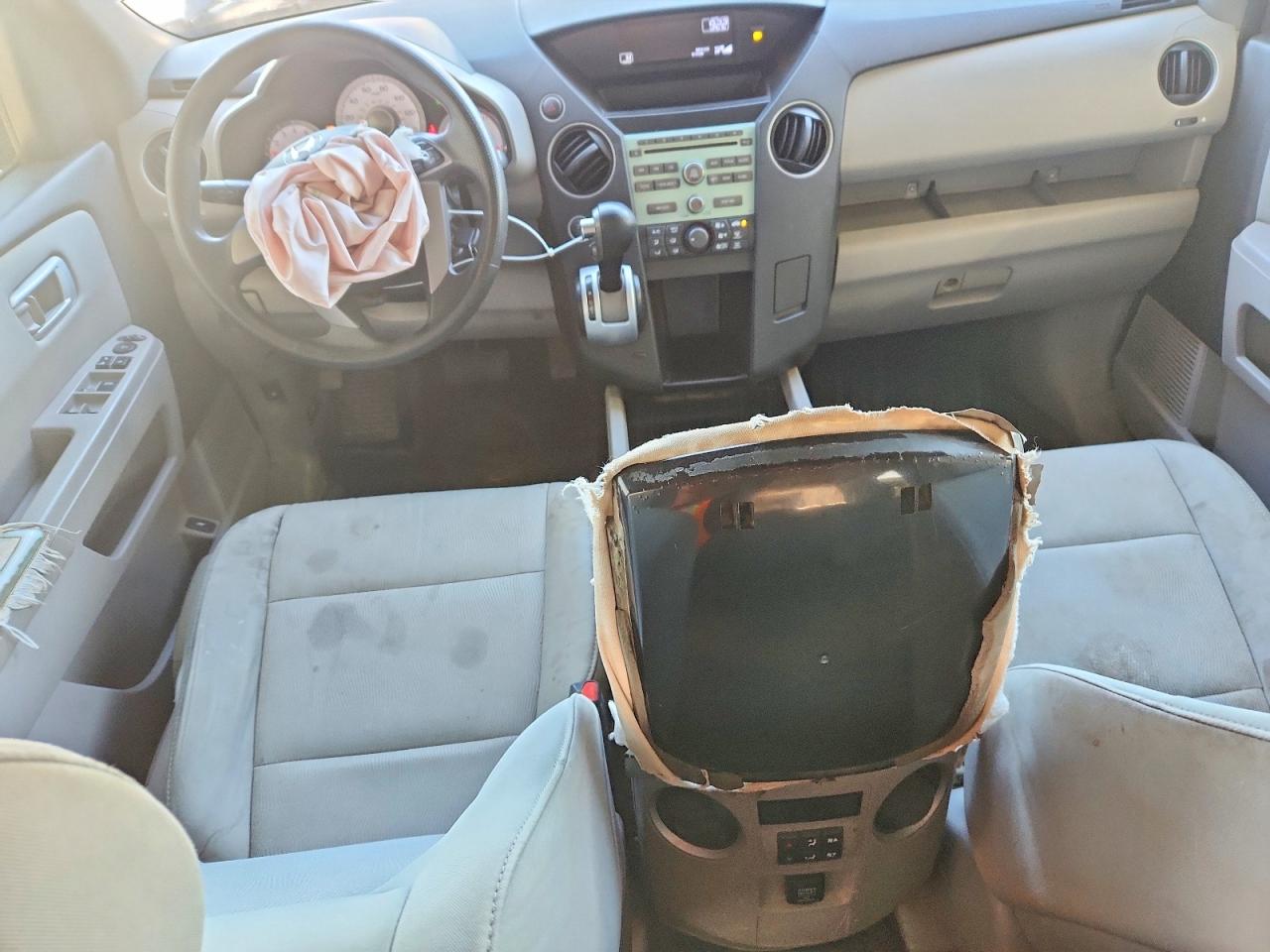 2011 Honda Pilot Lx Charcoal vin: 5FNYF4H27BB003271