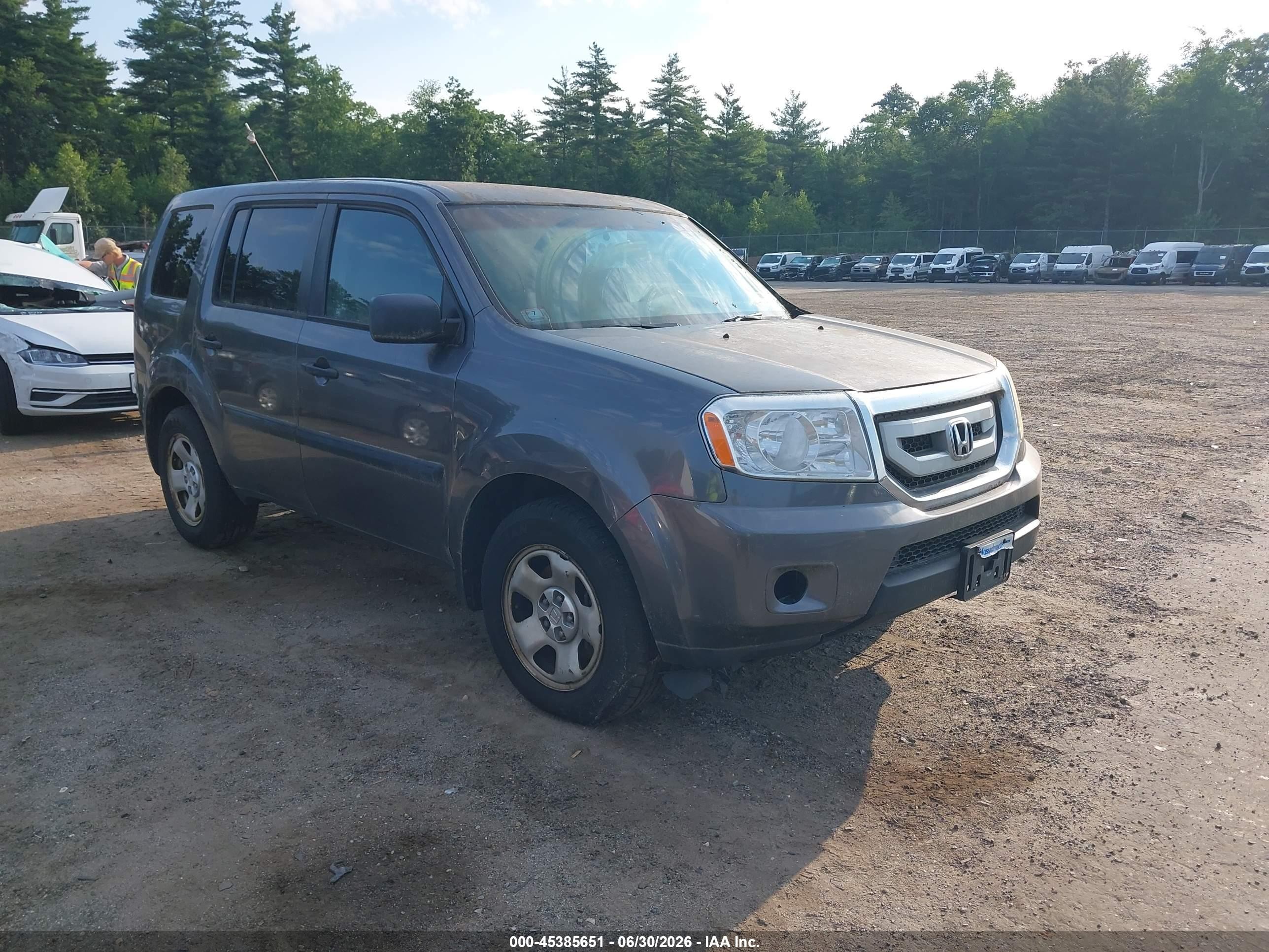 2011 Honda Pilot Lx Gray vin: 5FNYF4H27BB068816
