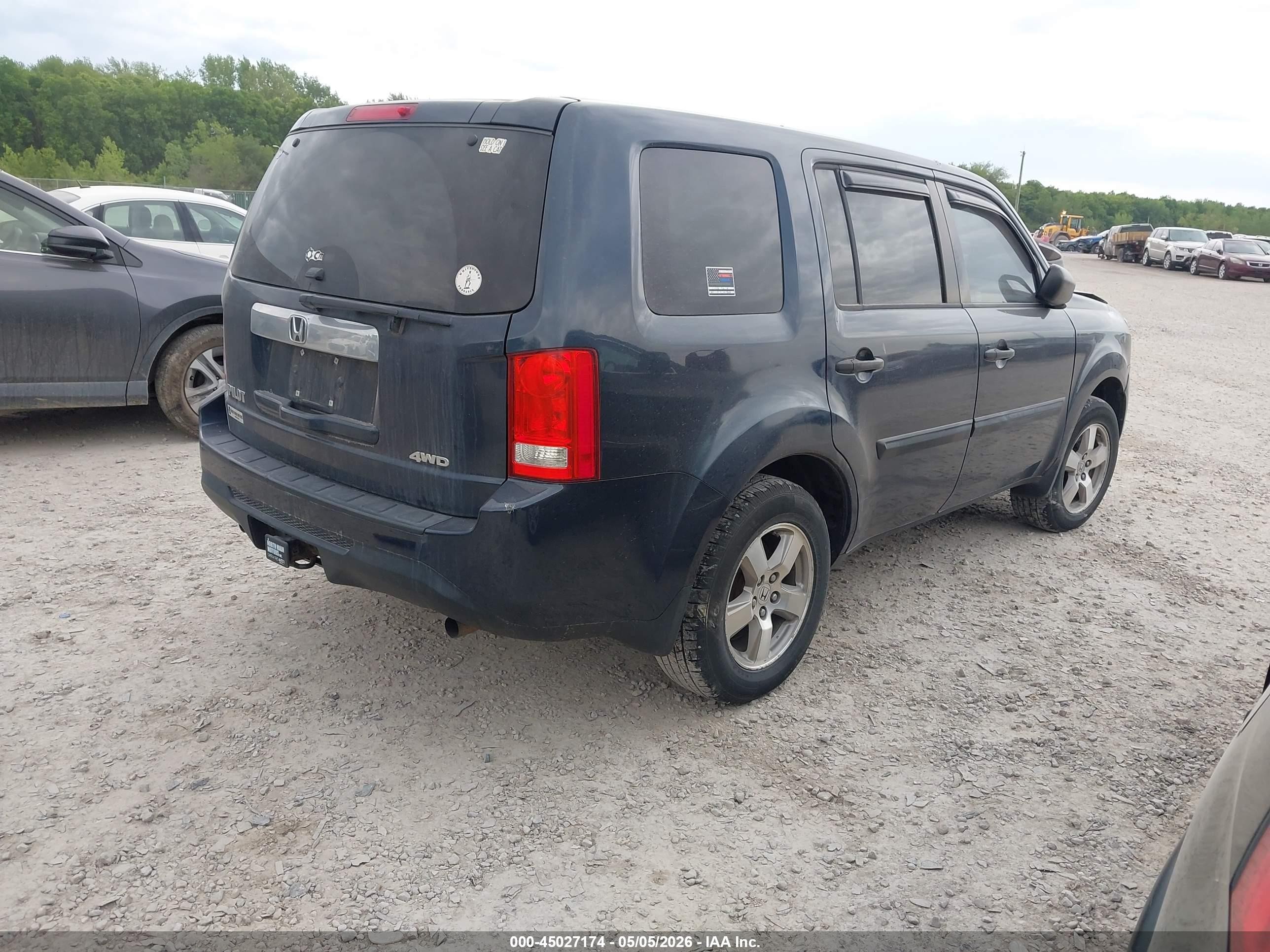 2012 Honda Pilot Lx Blue vin: 5FNYF4H27CB060118