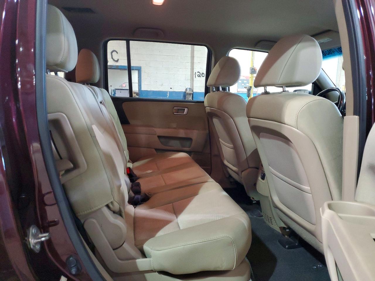 2015 Honda Pilot Lx Burgundy vin: 5FNYF4H27FB003390