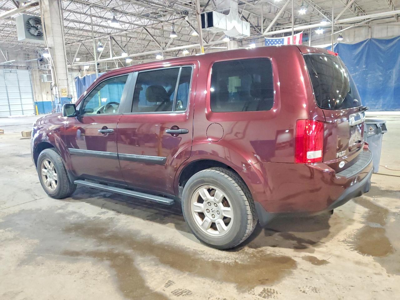 2015 Honda Pilot Lx Burgundy vin: 5FNYF4H27FB003390