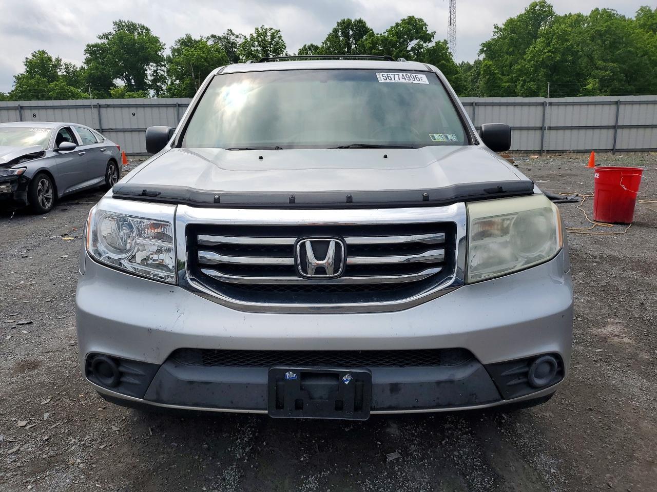 2015 Honda Pilot Lx Silver vin: 5FNYF4H27FB021954