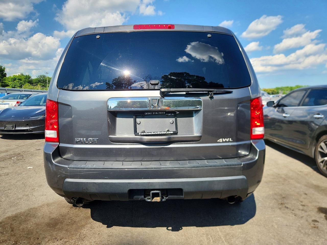 2010 Honda Pilot Lx Gray vin: 5FNYF4H28AB004508