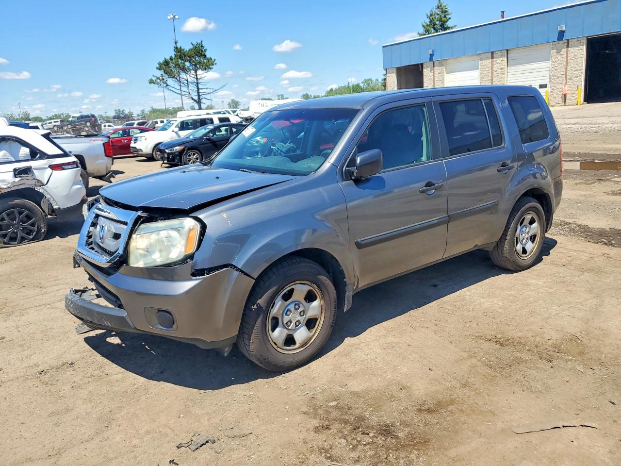 2010 Honda Pilot Lx Gray vin: 5FNYF4H28AB019557
