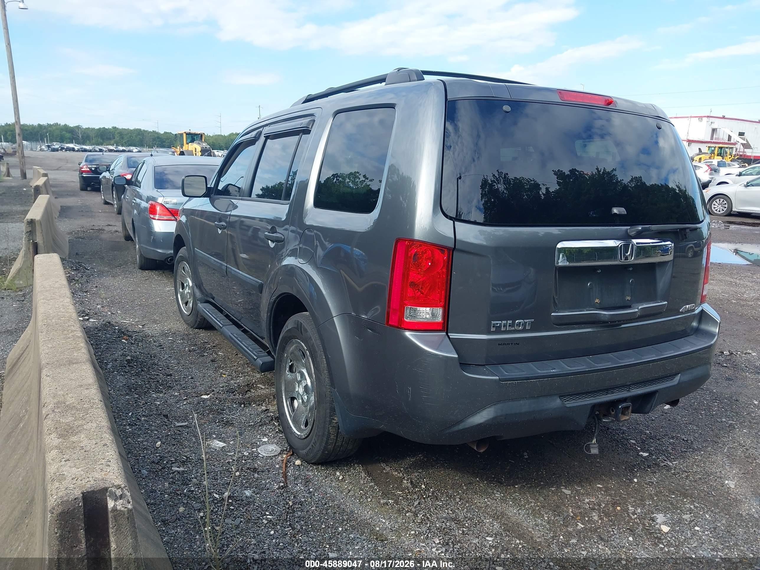 2012 Honda Pilot Lx Gray vin: 5FNYF4H28CB005094