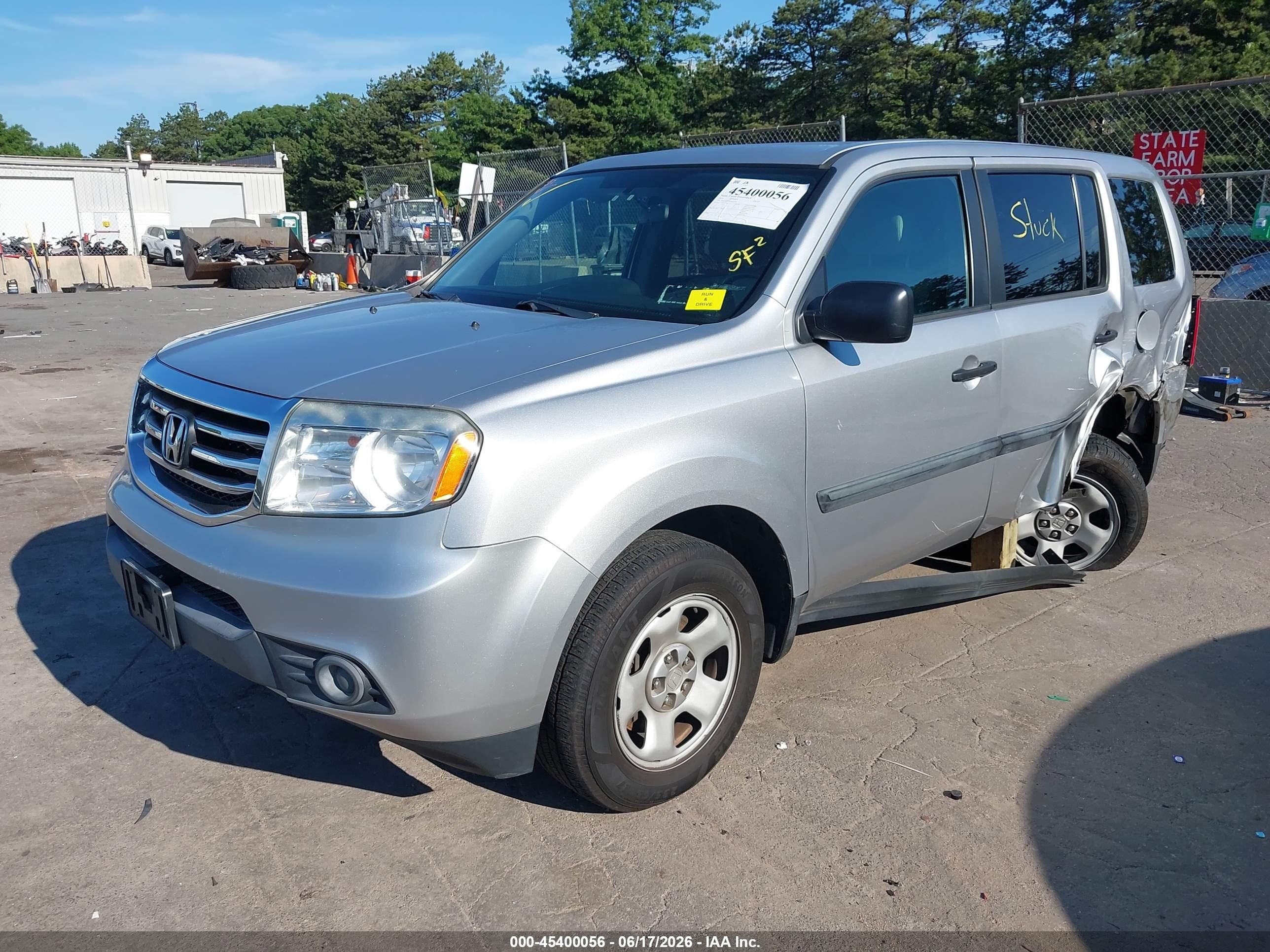 2014 Honda Pilot Lx Серебряный vin: 5FNYF4H28EB043458